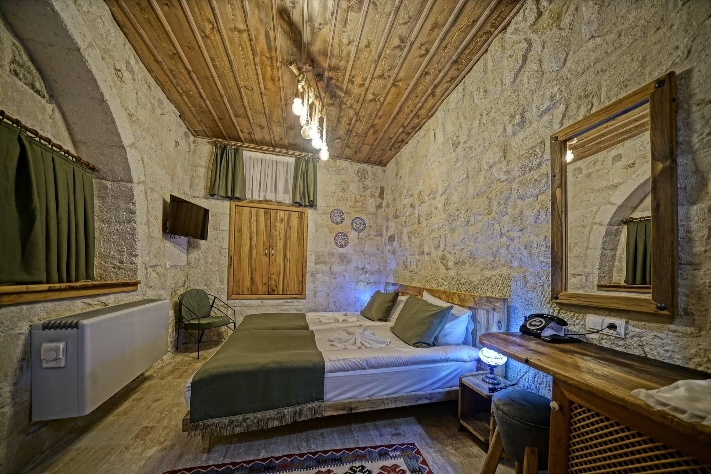 Vigneron Cave Hotel Nevşehir Exterior photo