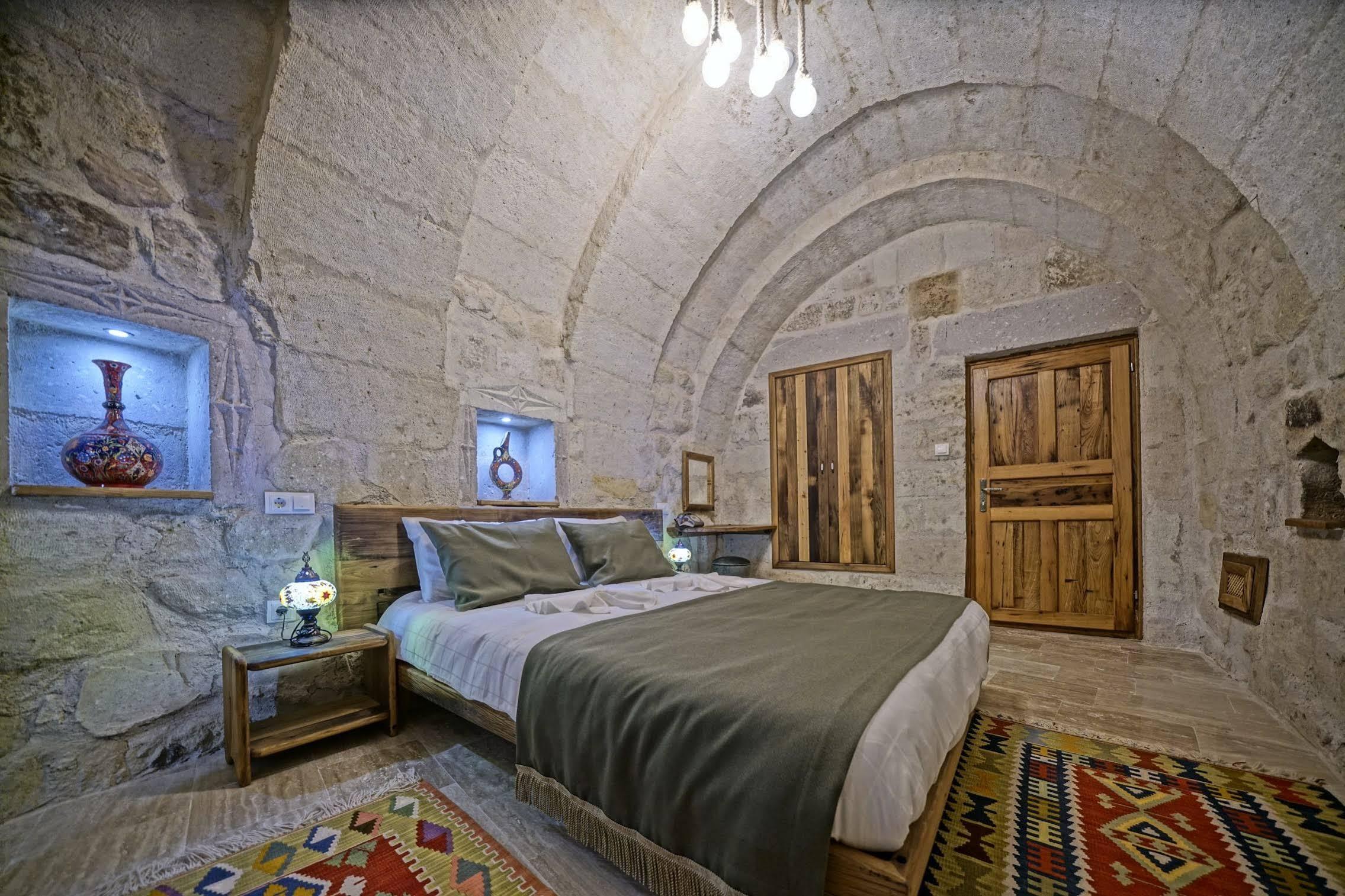 Vigneron Cave Hotel Nevşehir Exterior photo